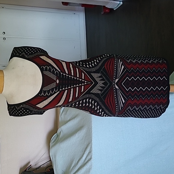 Windsor dress/ size L / colors,black red and gold - Picture 1 of 7